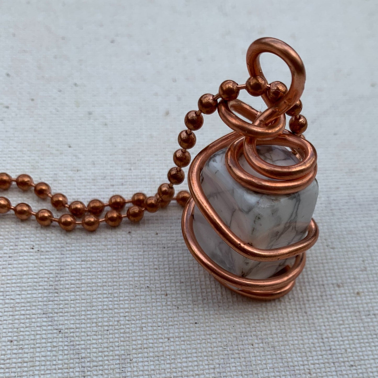 Howlite
