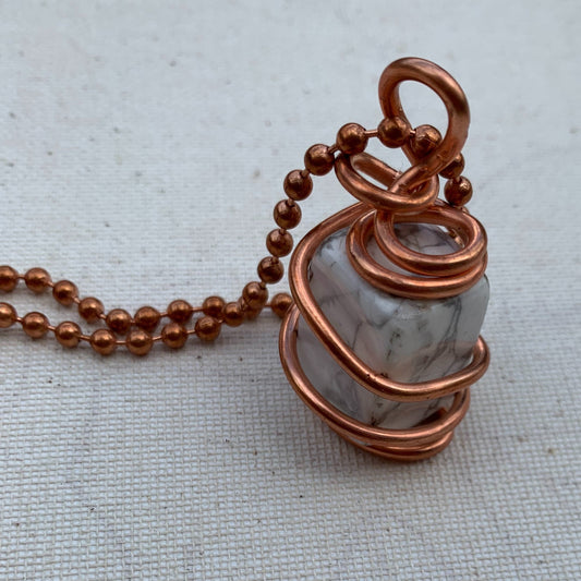 Howlite